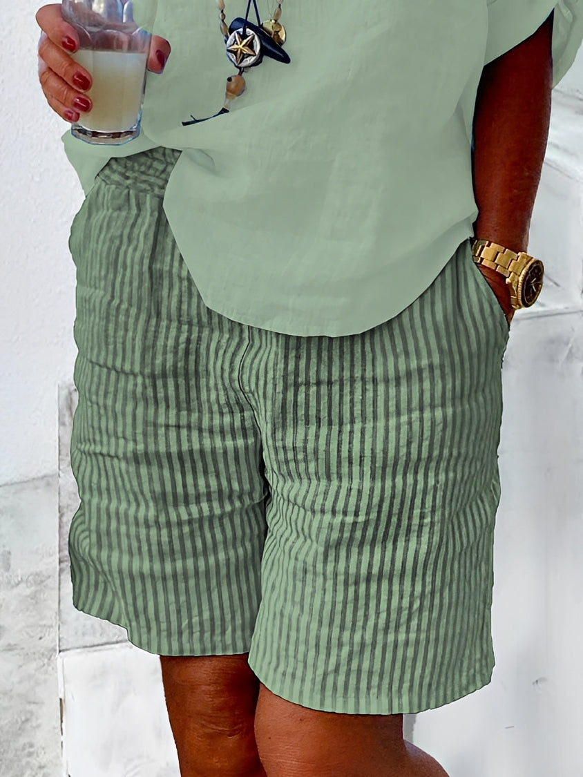 Kallie - Modische gestreifte Damenshorts