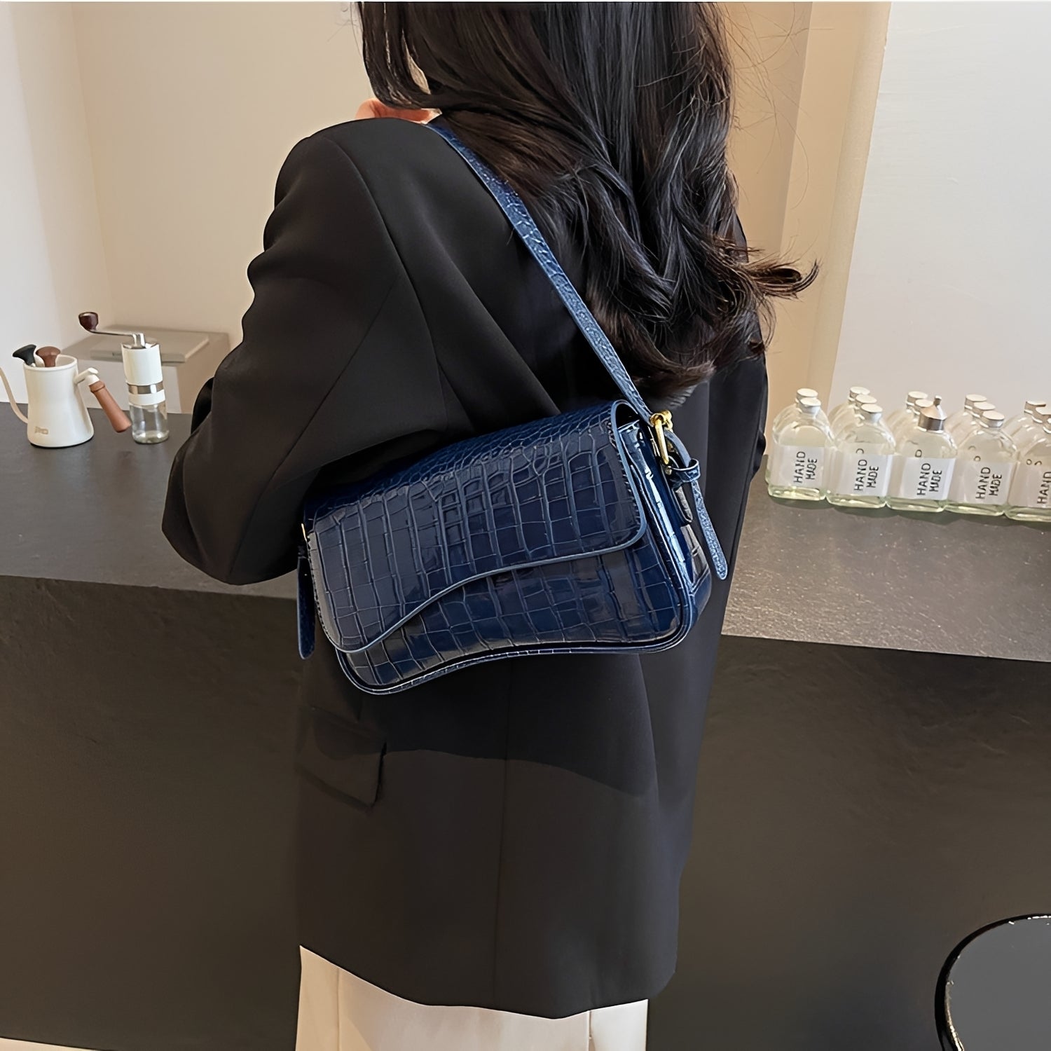 Kieran - Stilvolle Schultertasche