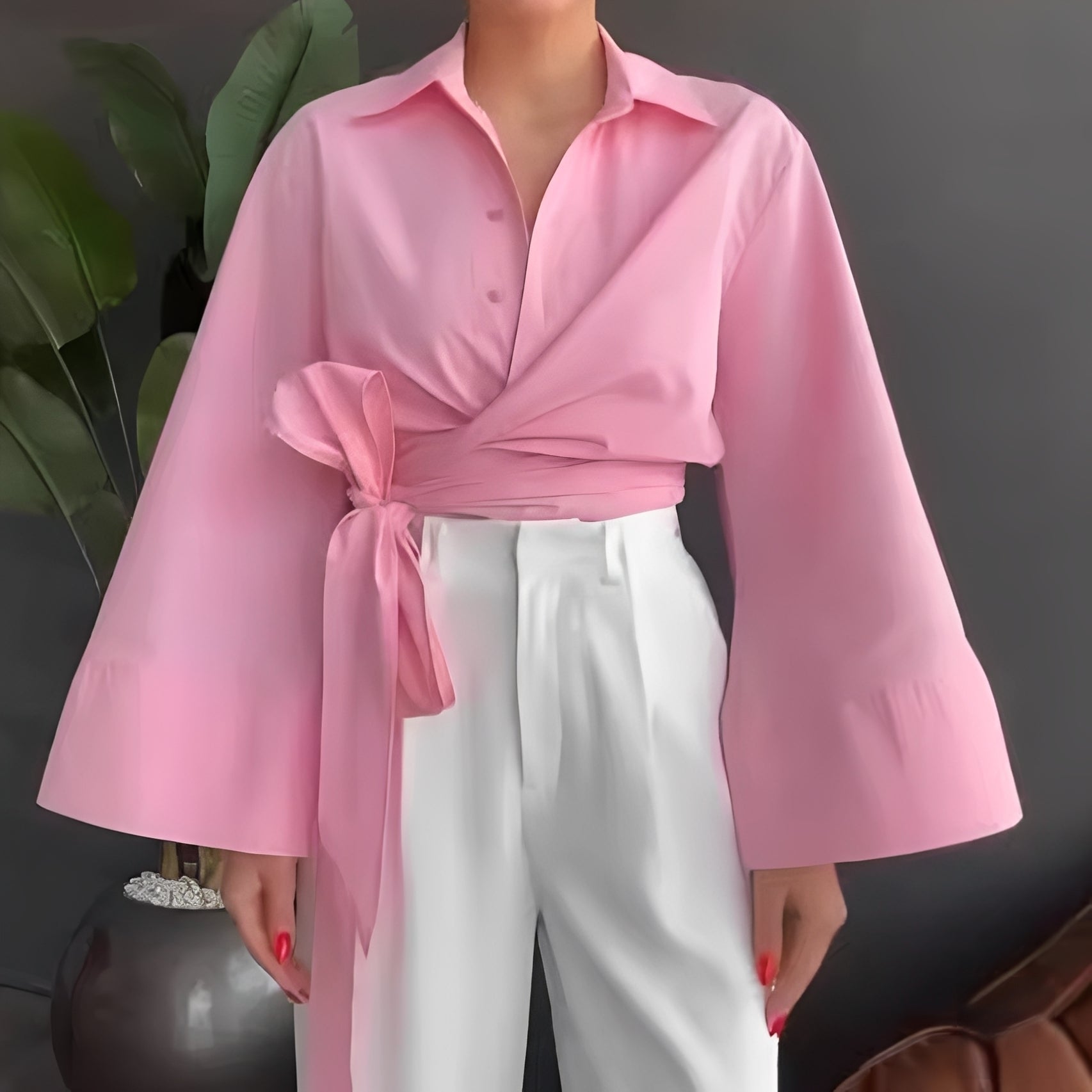 Shania - Elegantes, locker geschnittenes Oberteil für Damen mit Gürtel