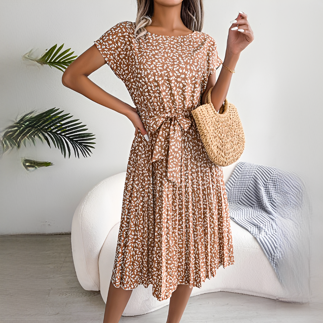 Lyka - Stilvolles Sommerkleid mit kurzen Ärmeln für Damen