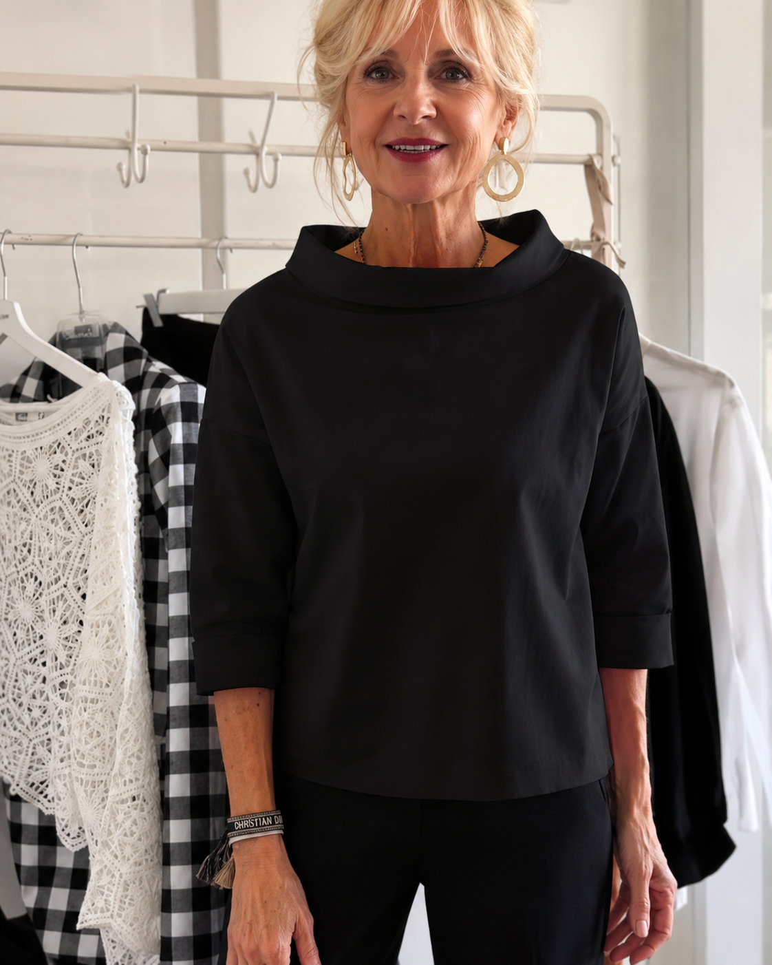 Elone - Elegante weite Bluse mit Kragen