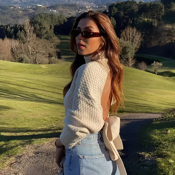 Adelyn - Moderner Pullover mit Schleifendetails
