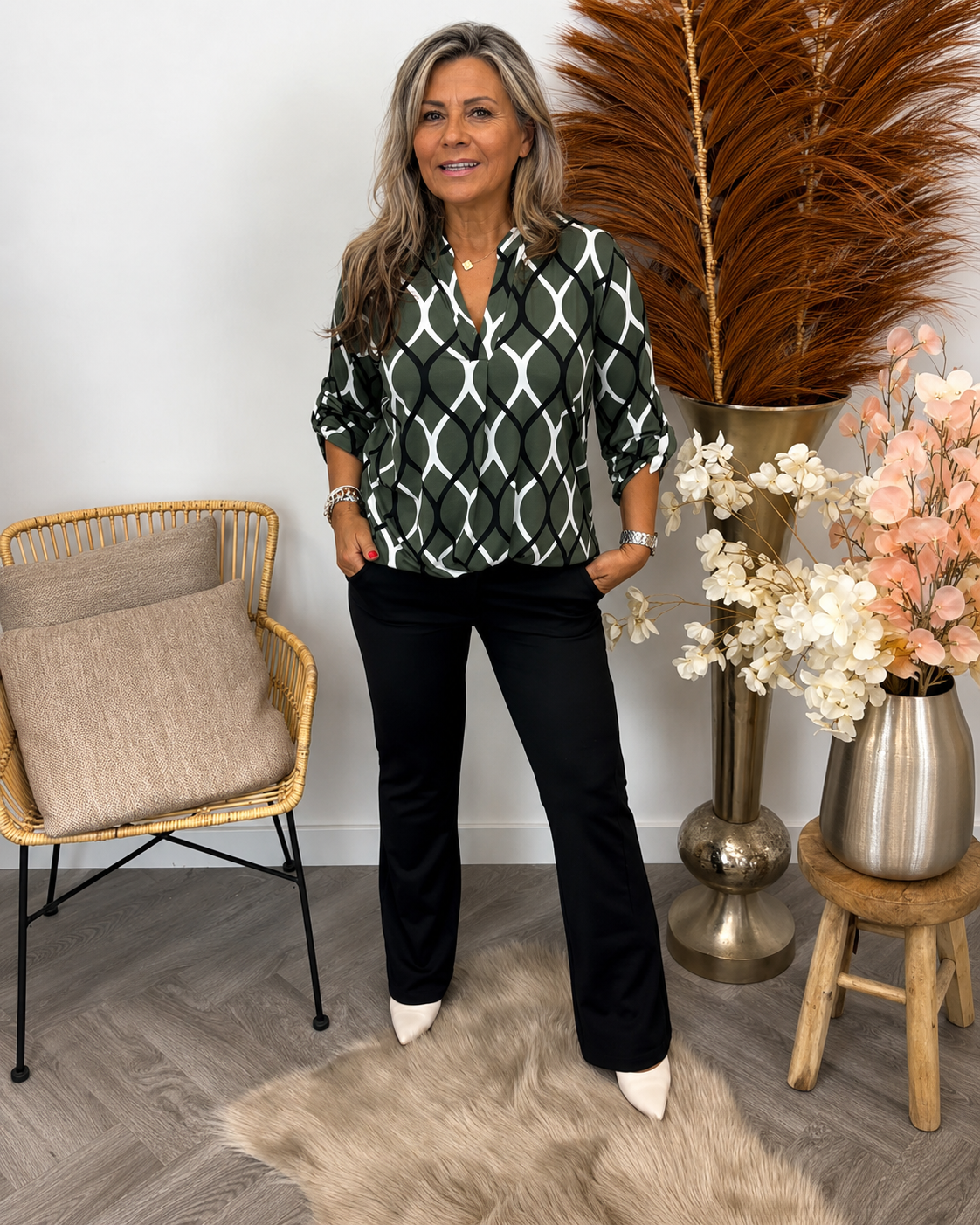 Brigitta - Trendige und stilvolle Bluse
