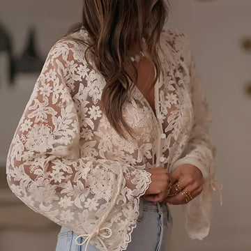 Alexia - Trendige Bluse mit Blumendetails