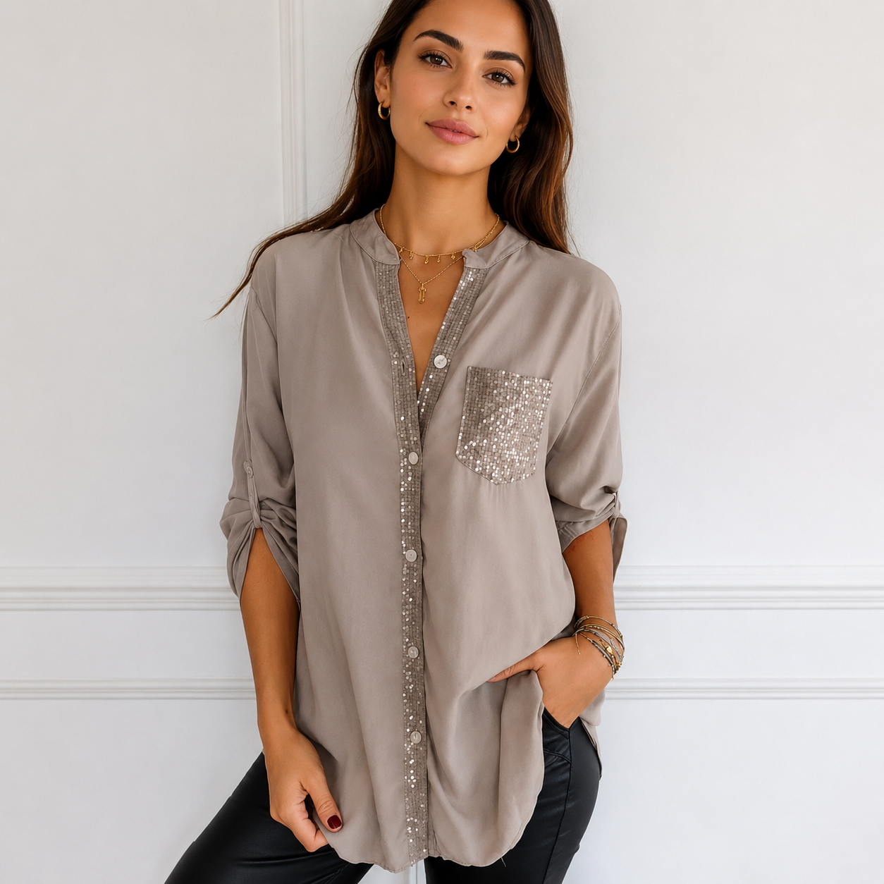 Chalise - Elegante Bluse mit Knöpfen