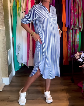 Célia - Bequemes Kleid mit Kragen und V-Ausschnitt