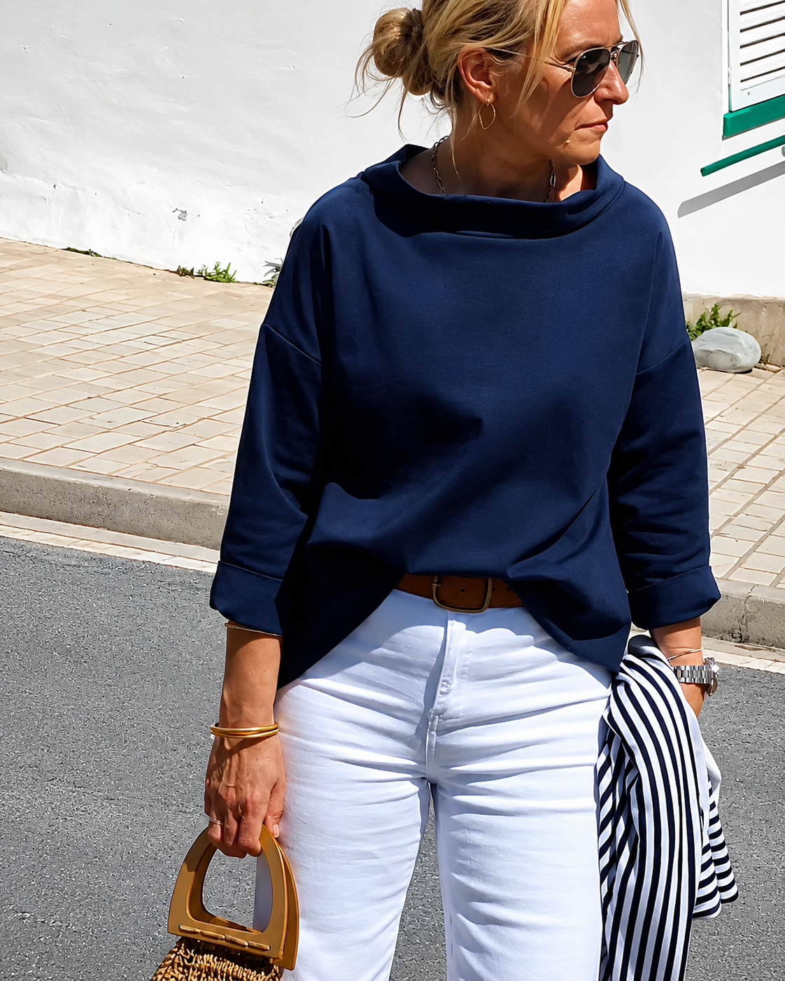 Elone - Elegante weite Bluse mit Kragen