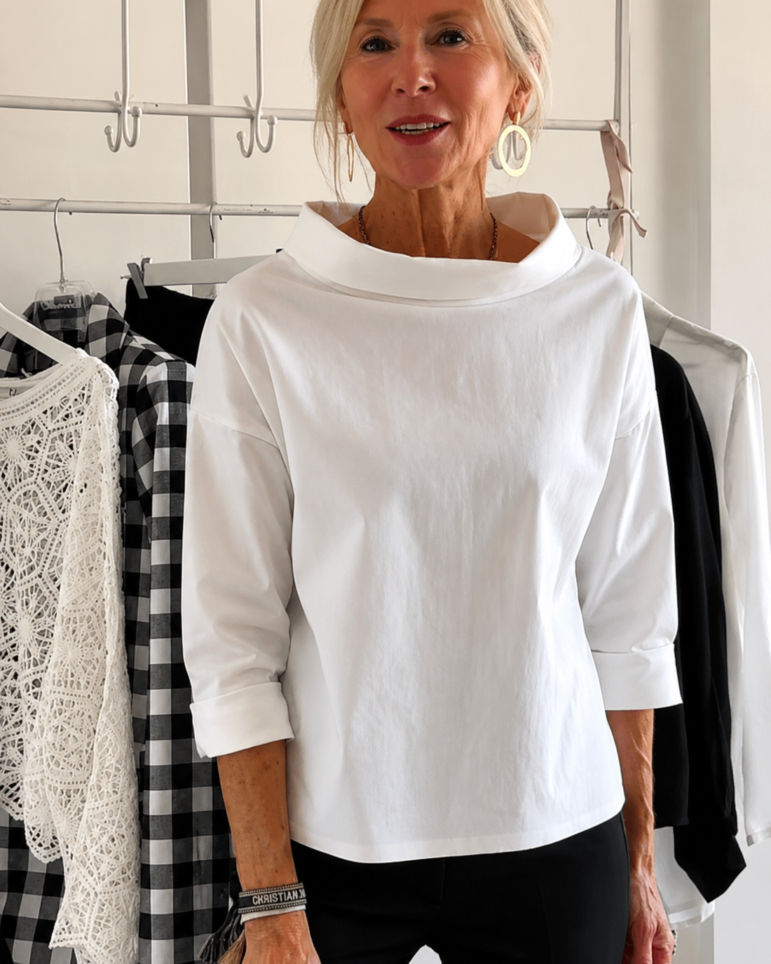 Elone - Elegante weite Bluse mit Kragen