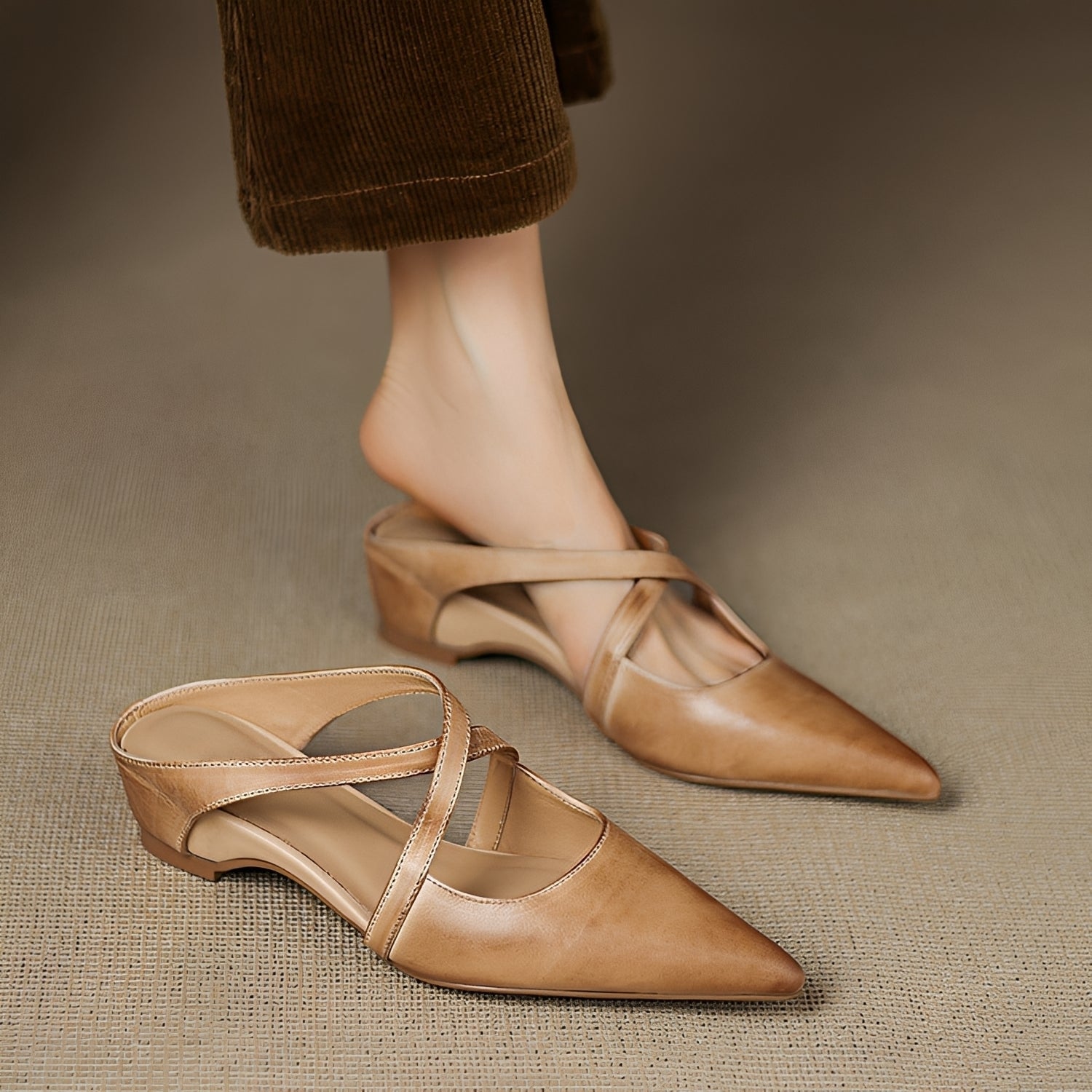 Riley - Moderne flache Mules im Vintage-Look