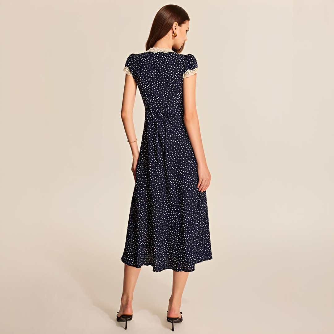 Janette - Trendiges Kleid mit Spitzenverzierung