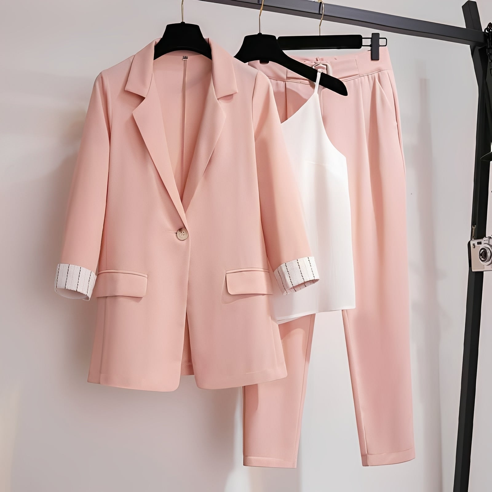 Paula - stilvolles dreiteiliges Blazer-Set für Damen
