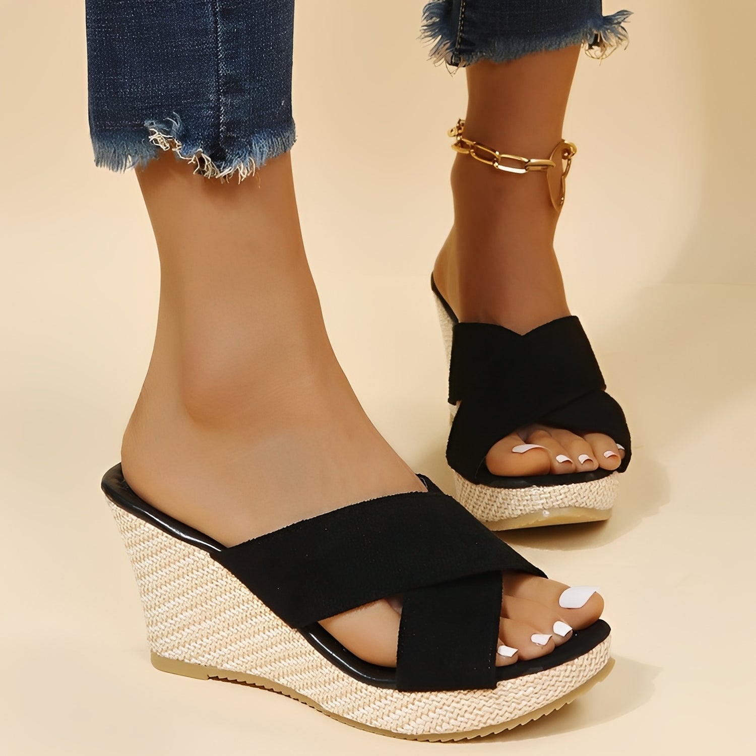 Julie - Modische, komfortable Keilsandalen für Damen