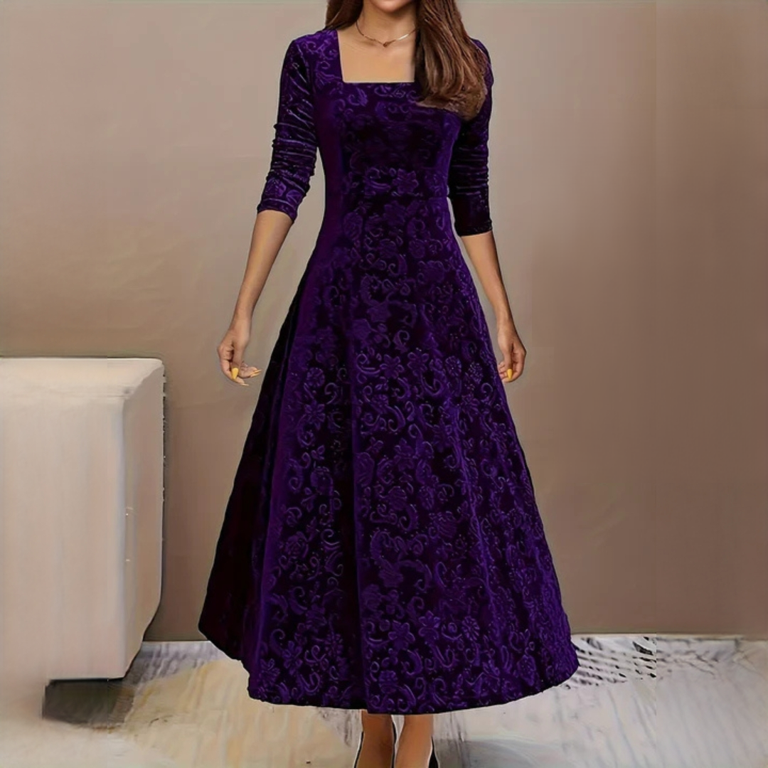 Bethany - Elegantes Kleid aus einem fließenden Material