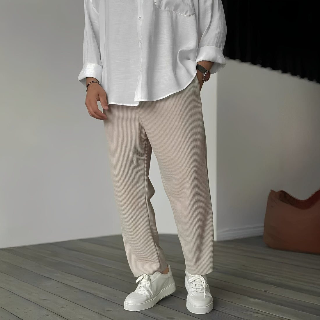 Tristan - Bequeme, locker geschnittene Herrenhose mit geradem Bein