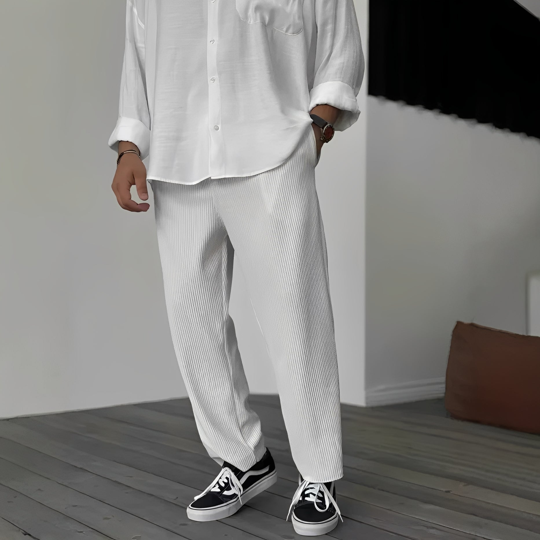 Tristan - Bequeme, locker geschnittene Herrenhose mit geradem Bein