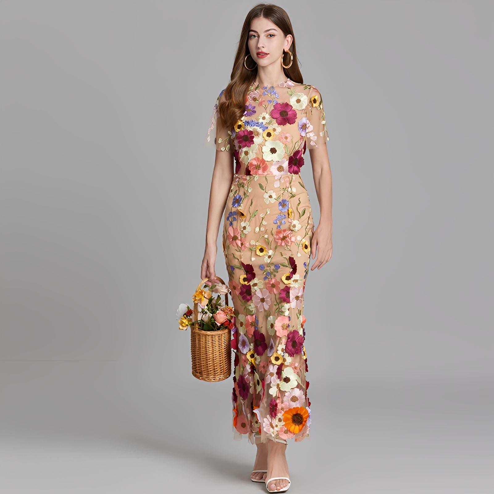 Nina - Stilvolles Kleid mit Blumenstickerei für Mädchen