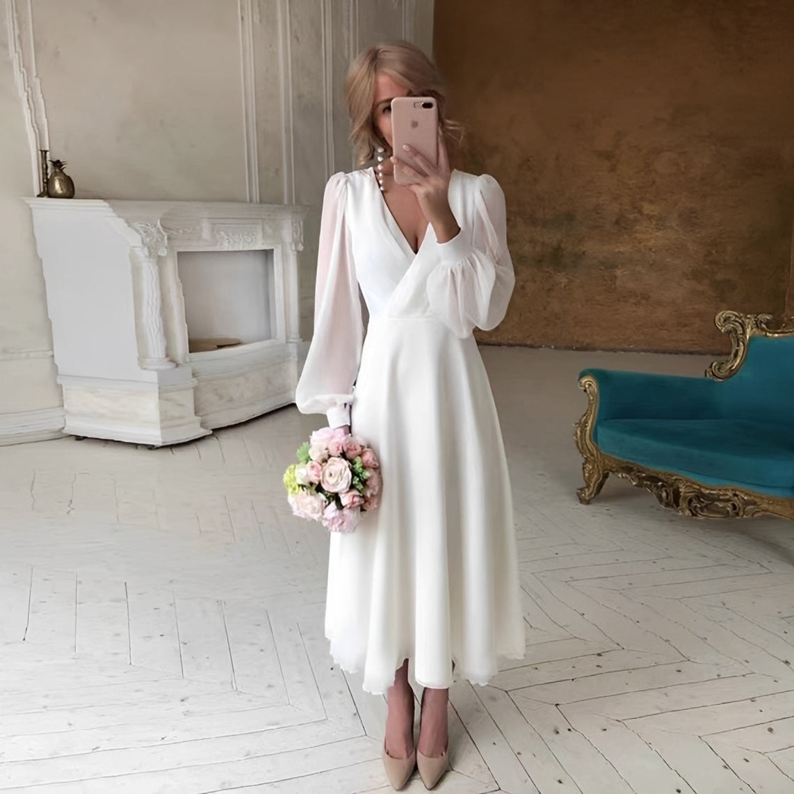 Carla - Elegantes Langarmkleid mit fließendem Design für Damen