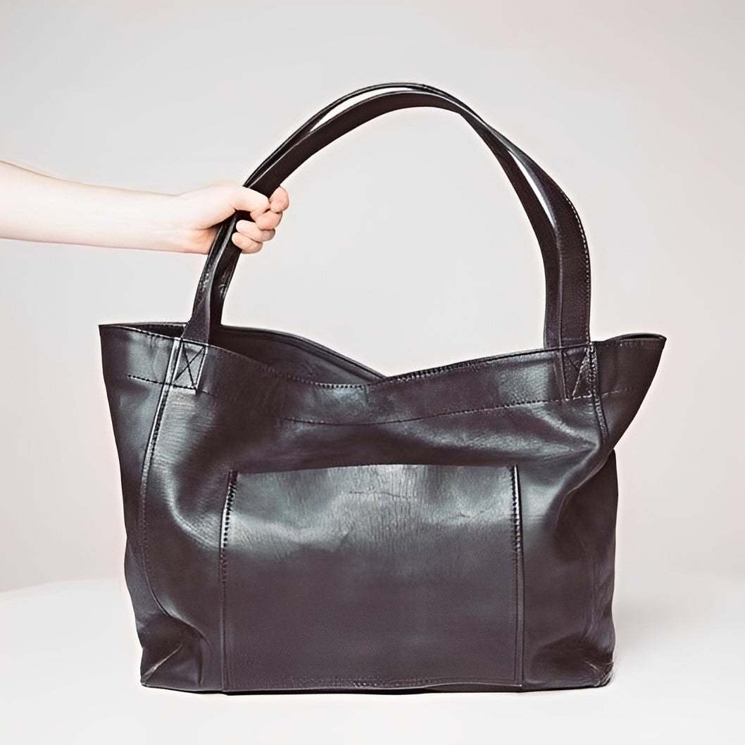 Davina - Große Schultertasche im klassischen Stil