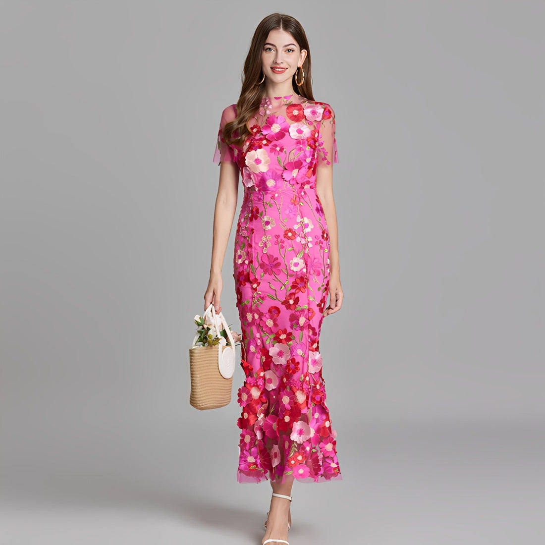 Nina - Stilvolles Kleid mit Blumenstickerei für Mädchen