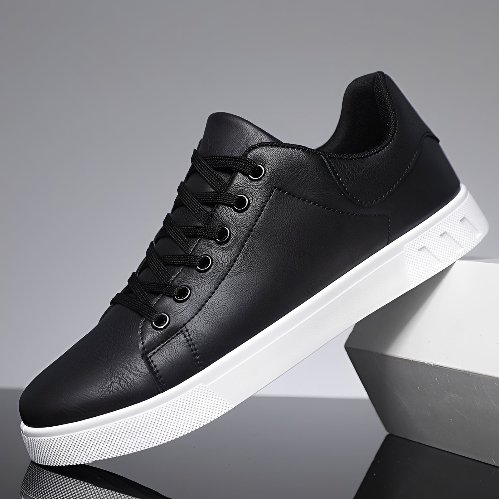 Howell - Komfortable flache Sneakers
