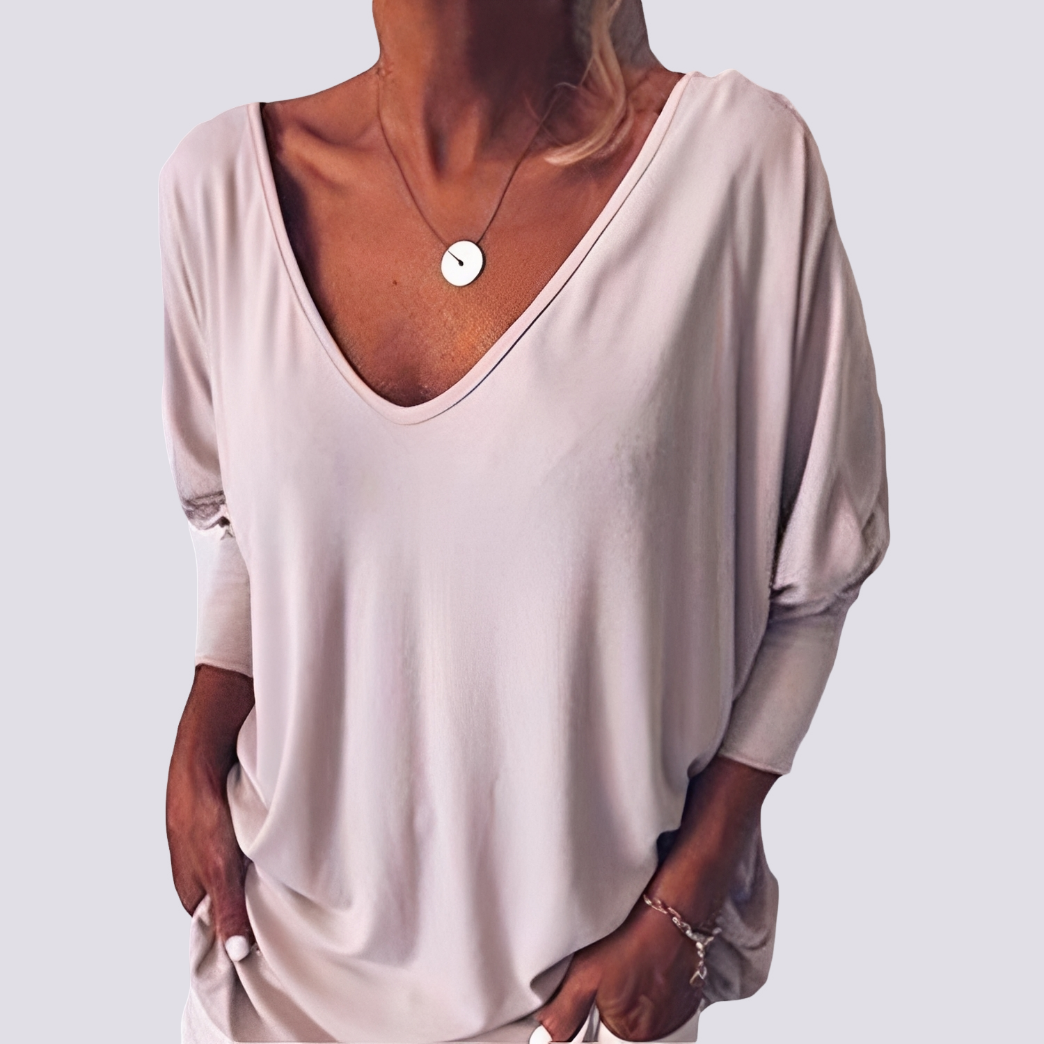 Bernice - Elegantes Top mit Knöpfen auf der Rückseite