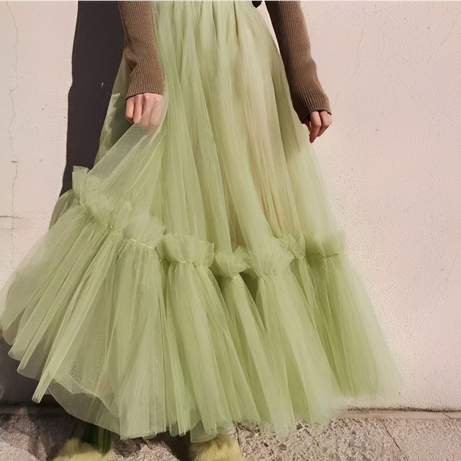 Madeline - Eleganter Damenrock mit Rüschen