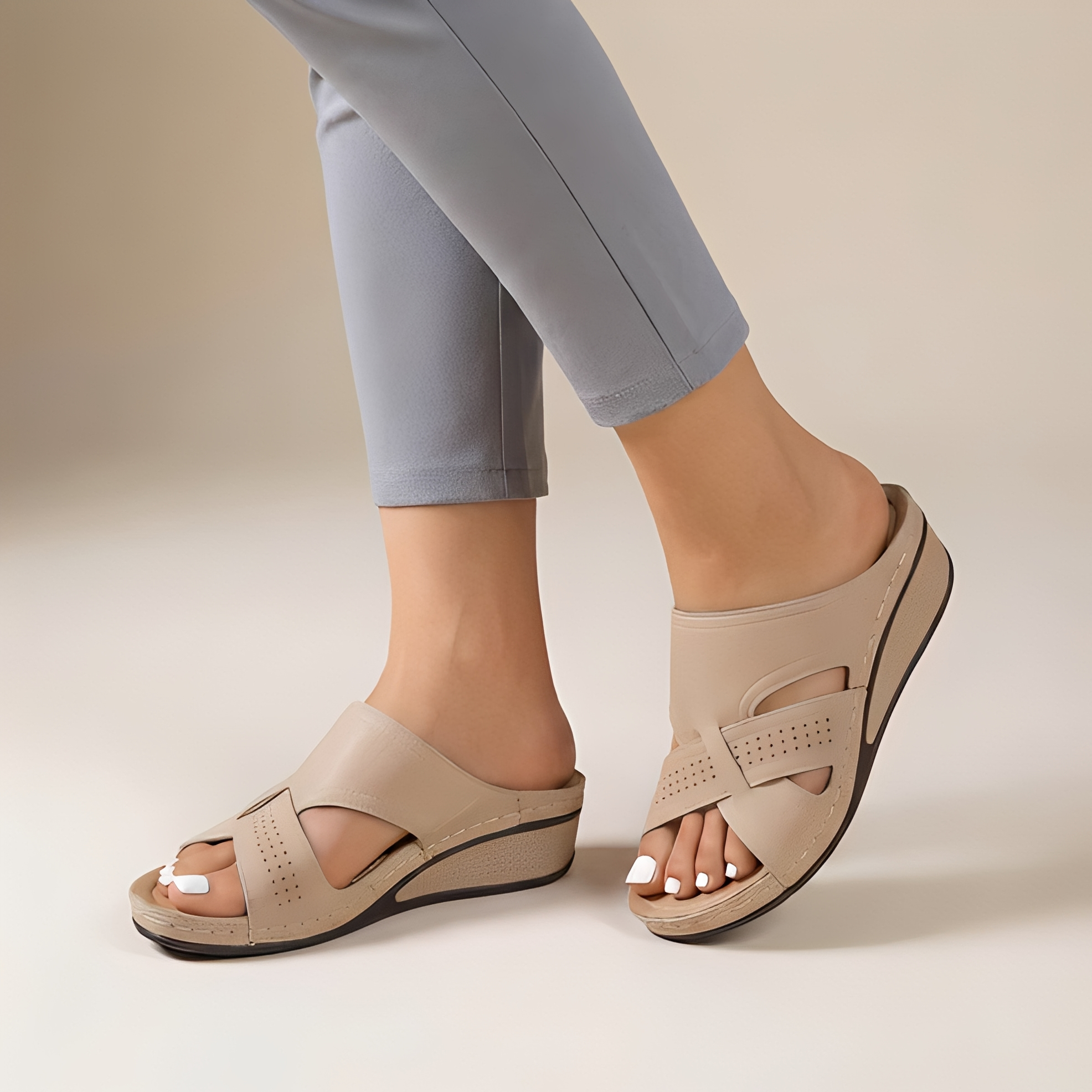 Oddette - Sandalen mit Riemen und offener Zehenpartie für Damen