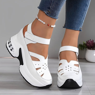 Tahlia - Trendige Keilsandalen