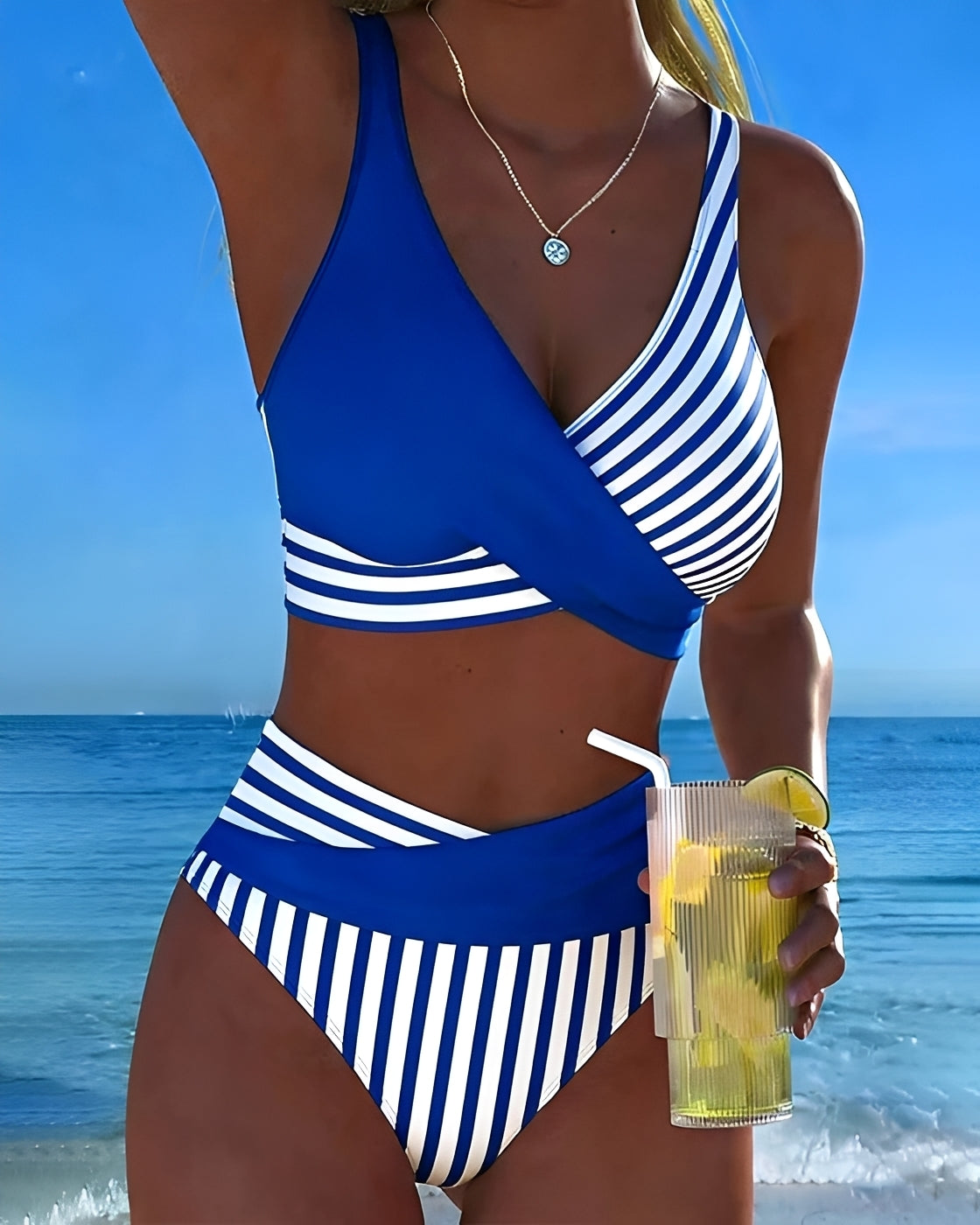 Angelica - Modischer Gestreifter Bikini