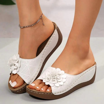 Jeevan - Gemütliche dicke Sandalen