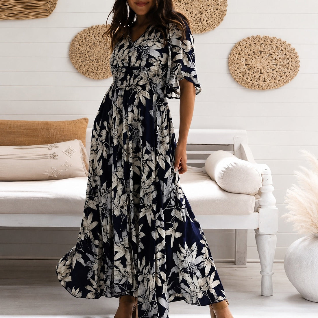 Michaela - Stilvolles, Entspanntes Blumen-Midikleid
