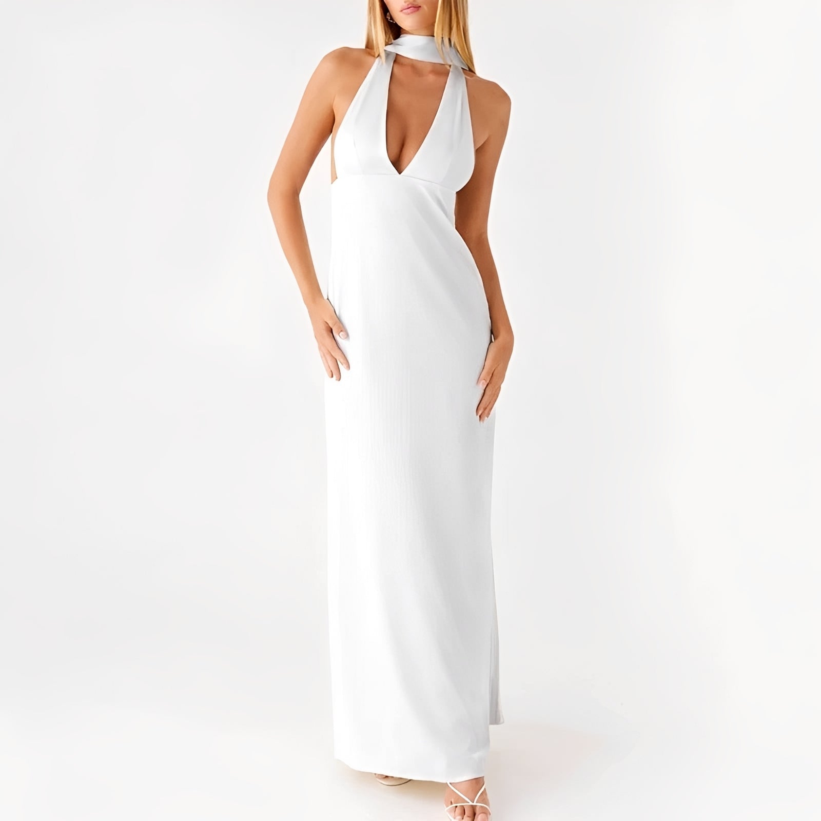 Amelie - Neckholderkleid in voller Länge