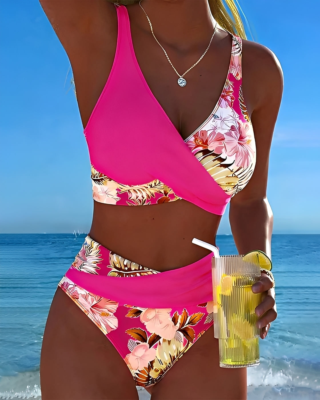 Eleri - Stilvoller Blumen-Bikini