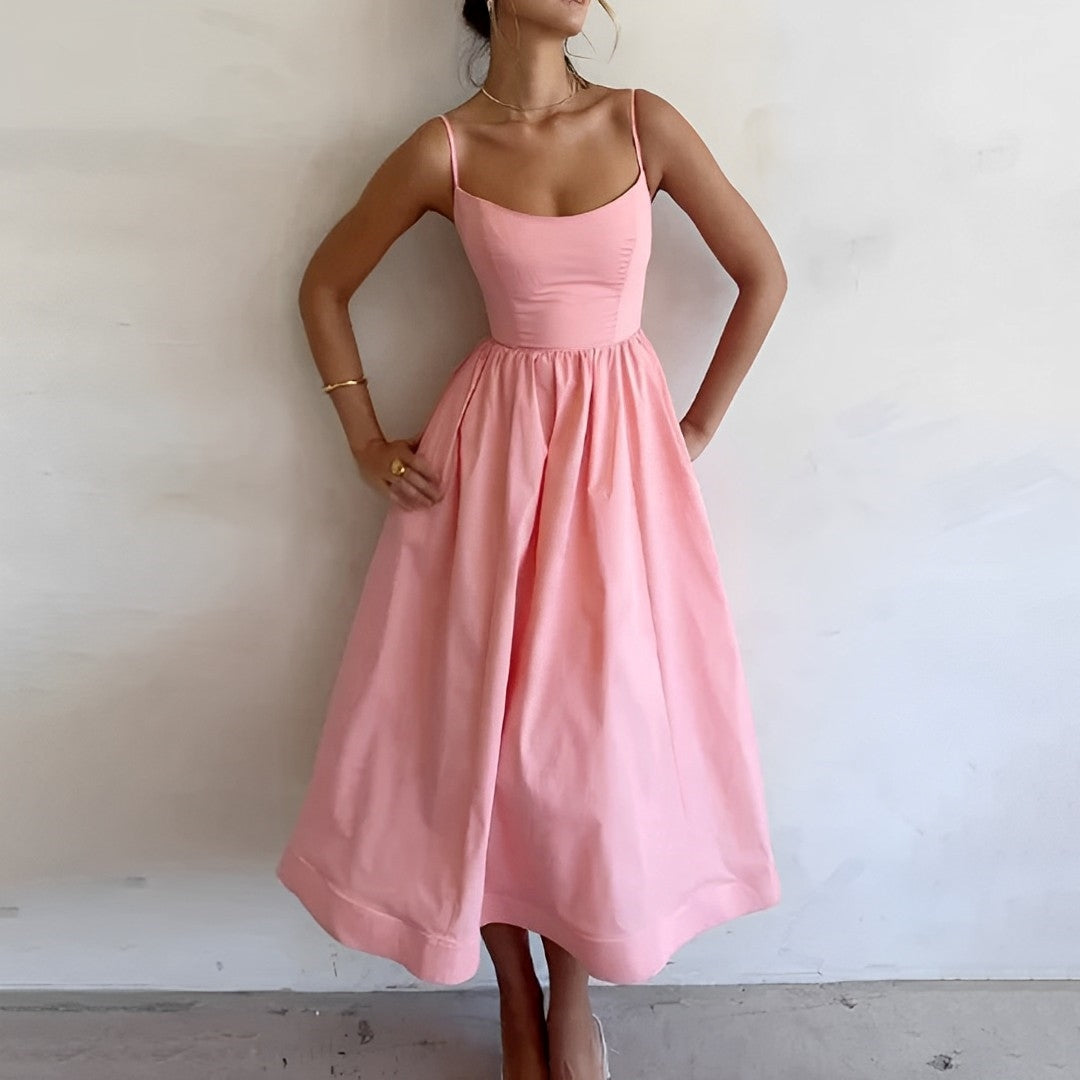 Fabiana - Kleid mit schmalen Trägern und stilvollen Details