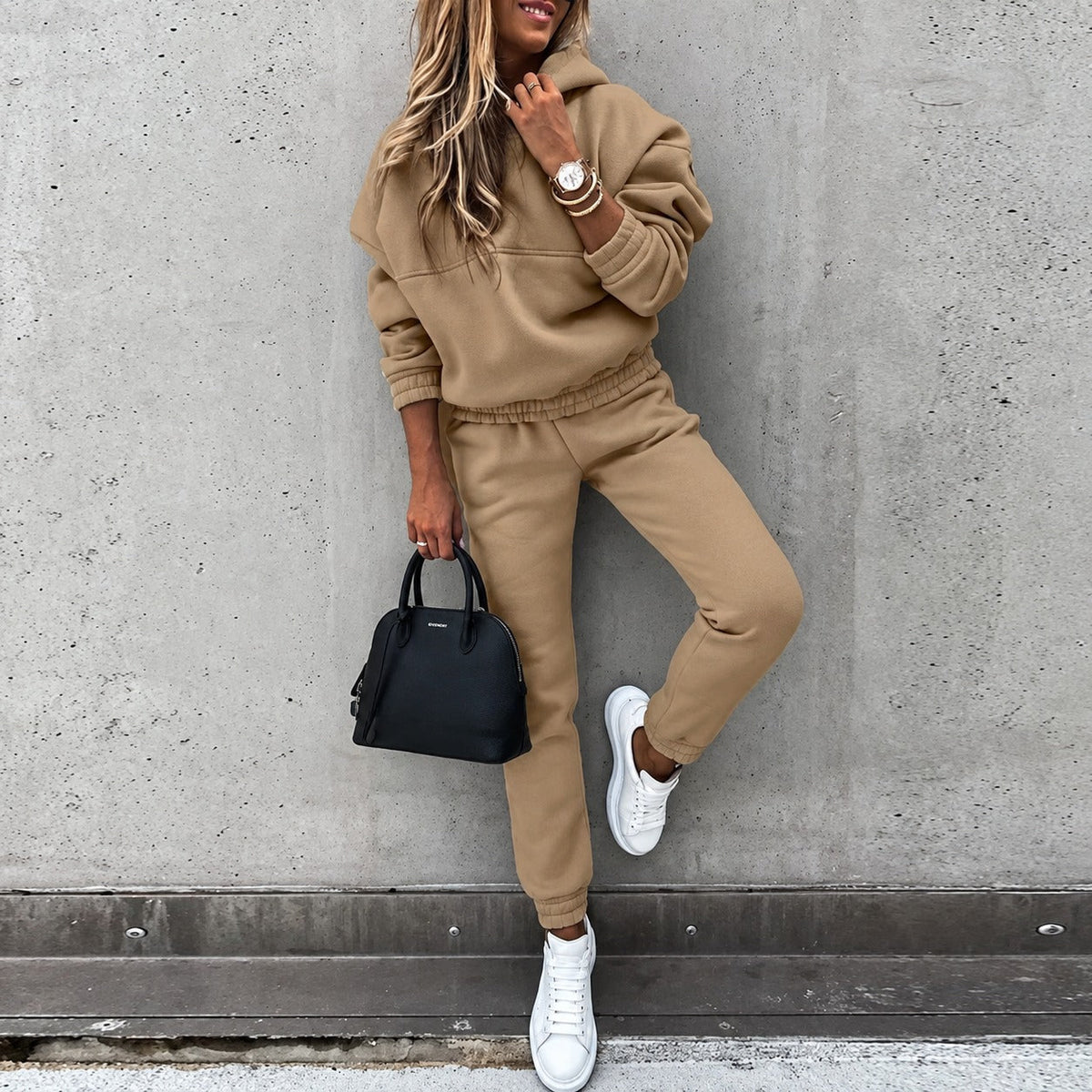 Alisha - Langarm-Sweatshirt und Hose im Set
