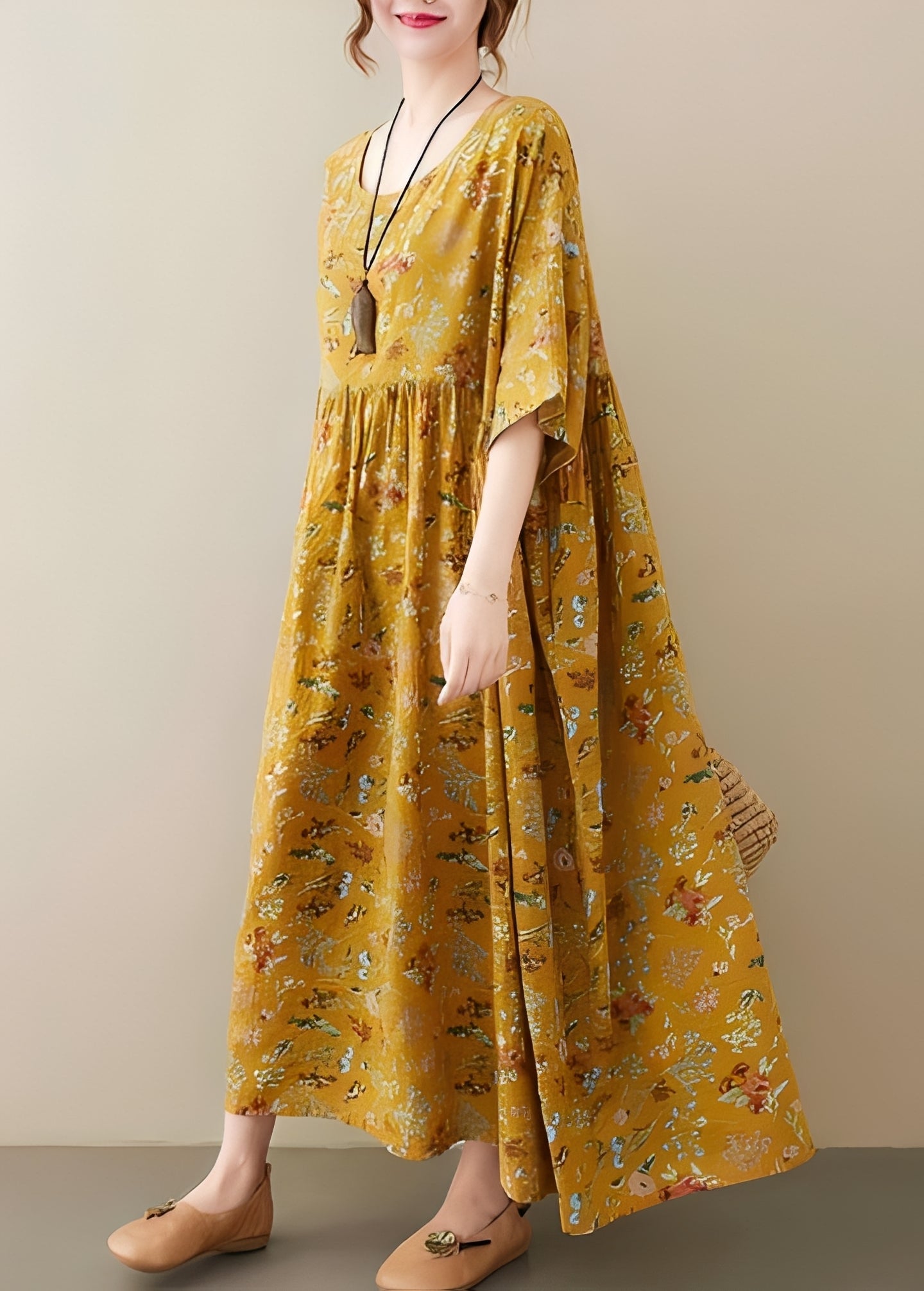 Mariam - Elegantes, locker fallendes Damenkleid mit weitem Saum